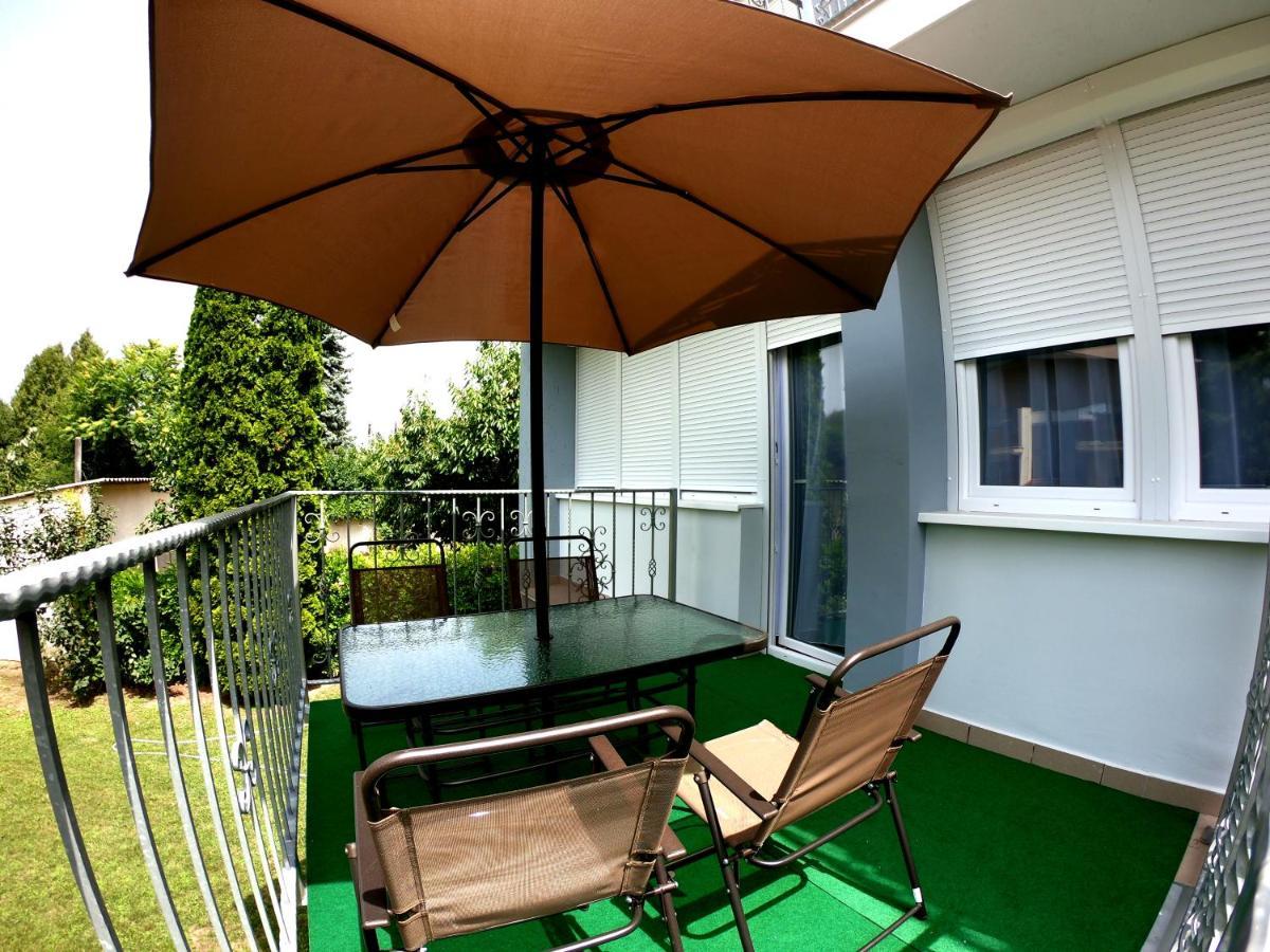 Dami Apartman Hajdúszoboszló Buitenkant foto
