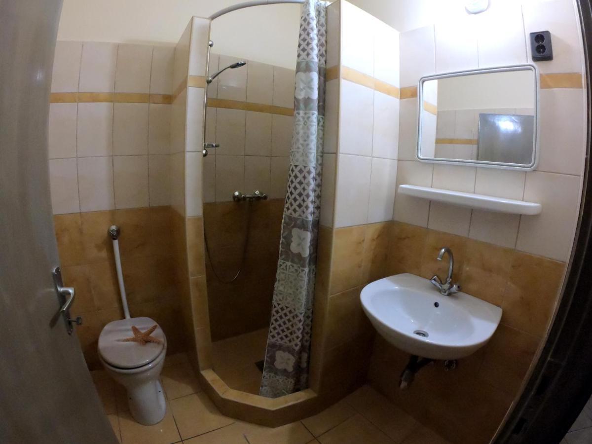 Dami Apartman Hajdúszoboszló Buitenkant foto