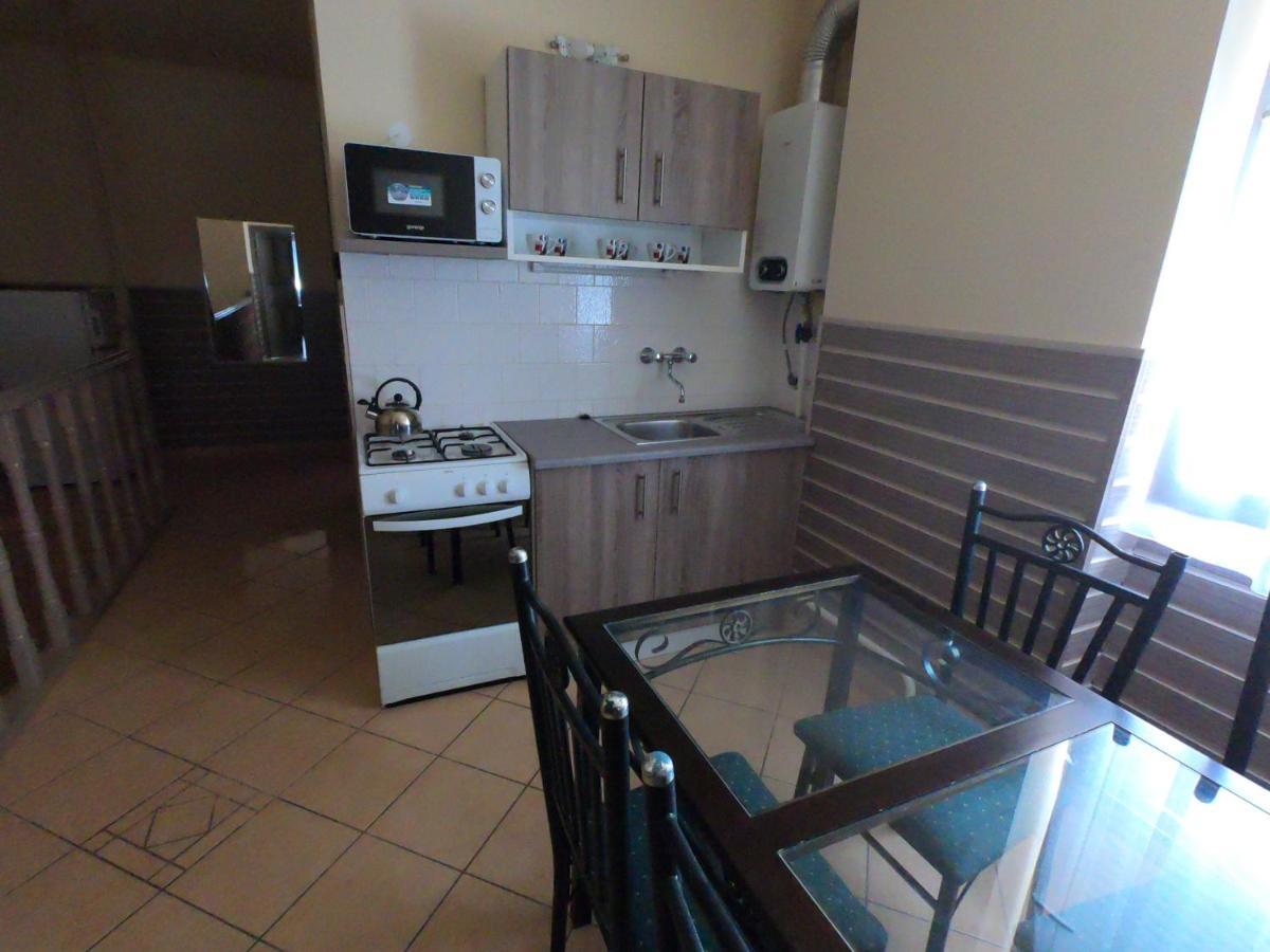 Dami Apartman Hajdúszoboszló Buitenkant foto