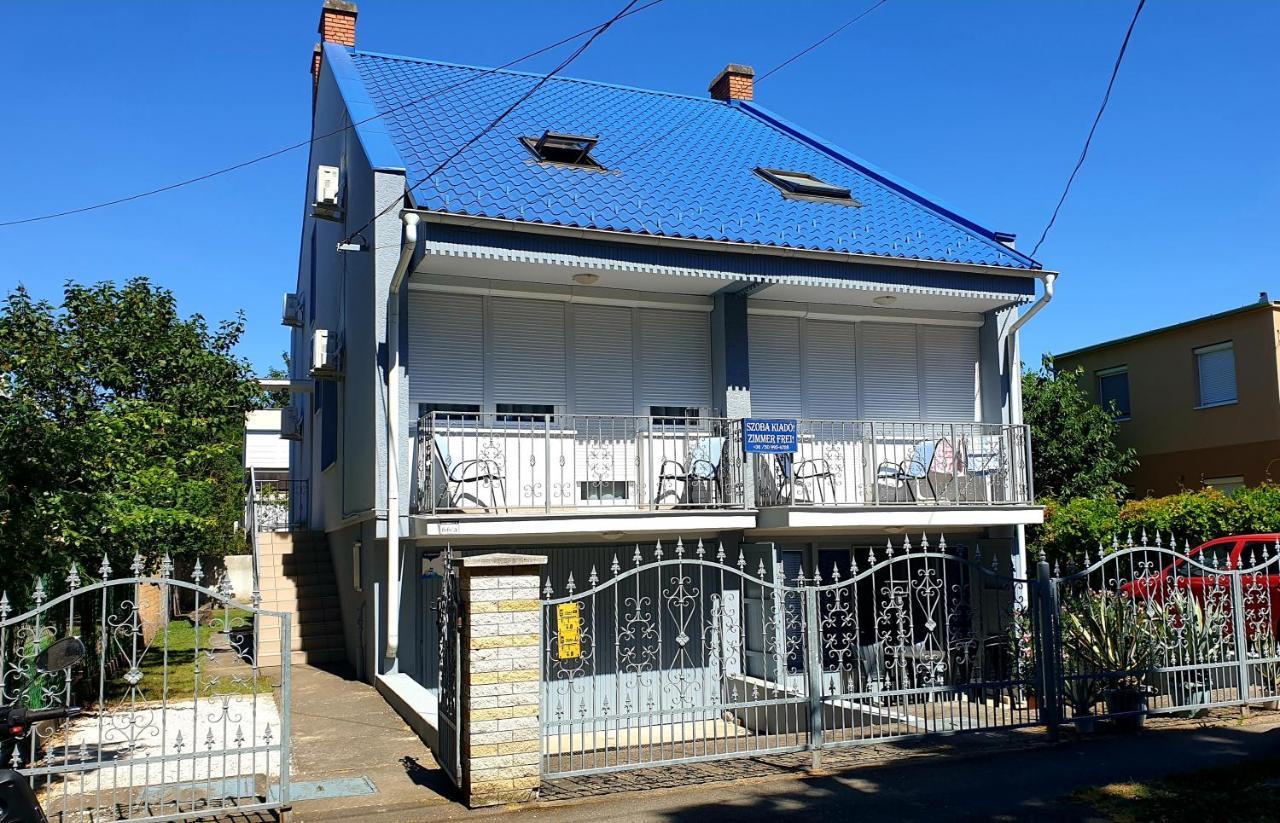 Dami Apartman Hajdúszoboszló Buitenkant foto